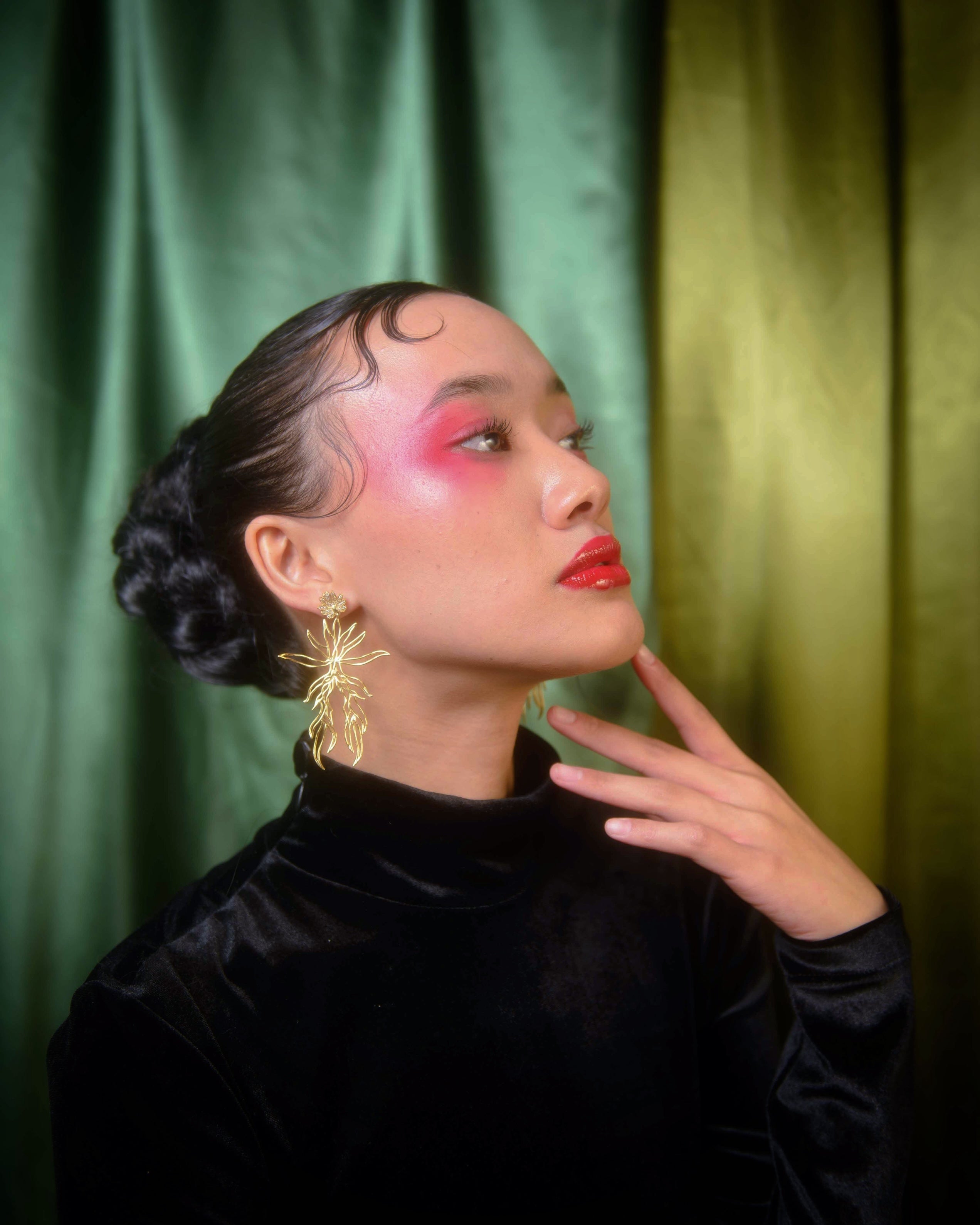 Divine Roots DIVINE ROOTS – tseringchotten