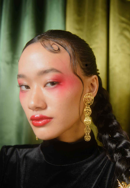 NUCIFERA EARRINGS (GOLD VERMEIL)