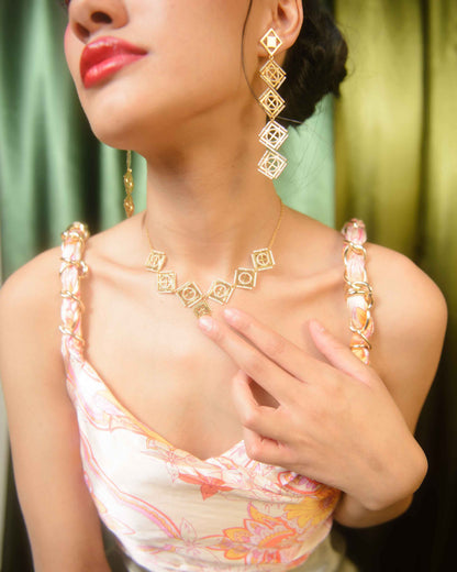 MANDALA  SILHOUETTE CHOKER