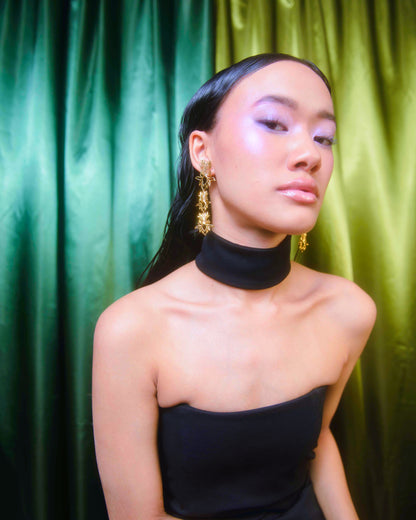 EUCOMIS EARRINGS (18k gold plated in 925 silver base)